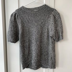 Short sleeve grey and white knit sweater